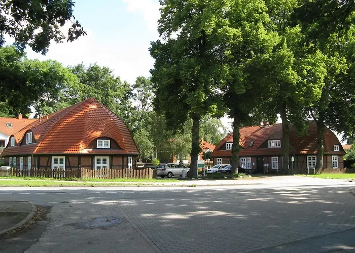 4 Wunderschoene Ferienwohnungen Im Kavaliershaus